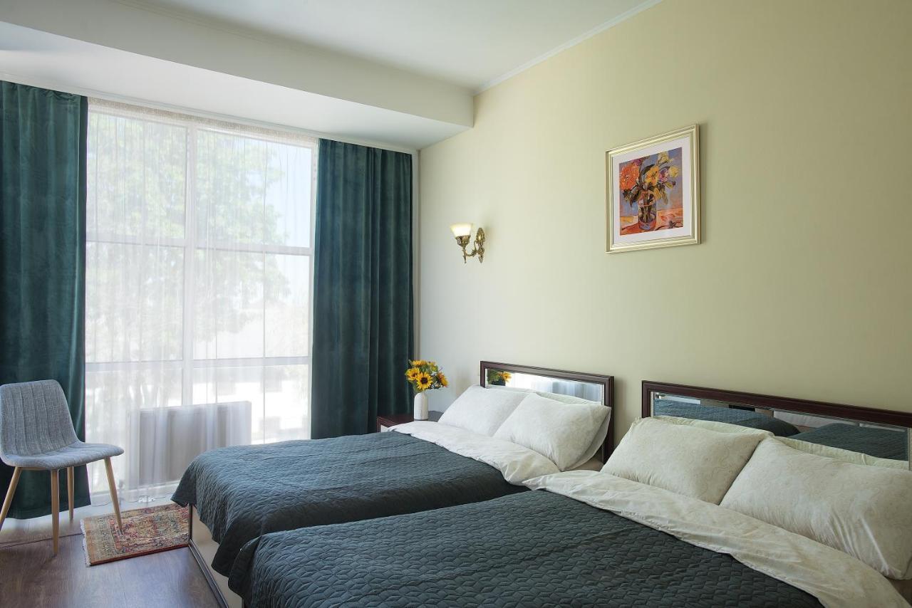 Art Hotel キシナウ エクステリア 写真