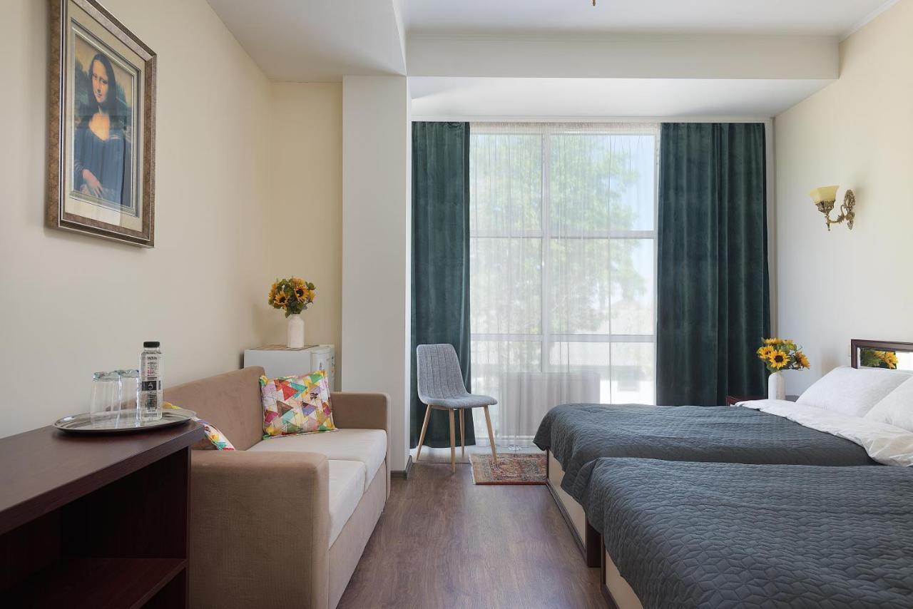 Art Hotel キシナウ エクステリア 写真